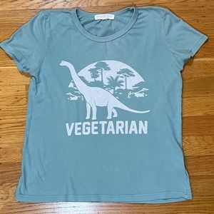Vegetarian Dinosaur tee shirt. Crew neck, short sleeve, green, cute. Women’s XS